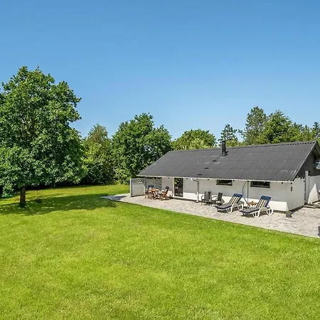 3 Bedroom Gorgeous In Hébergement de vacances