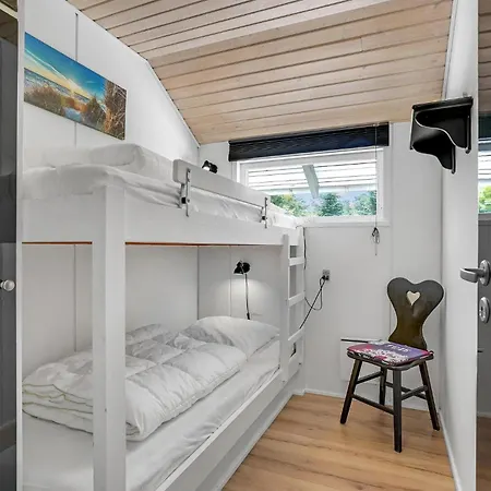 3 Bedroom Gorgeous In Hébergement de vacances Ringkøbing