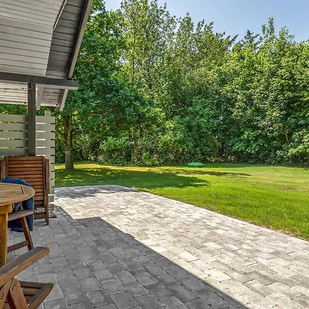 3 Bedroom Gorgeous In Hébergement de vacances Ringkøbing